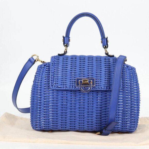 Salvatore Ferragamo Gancini Hand Bag Wicker 2way Blue Gold Auth 135631V - Picture 15 of 16